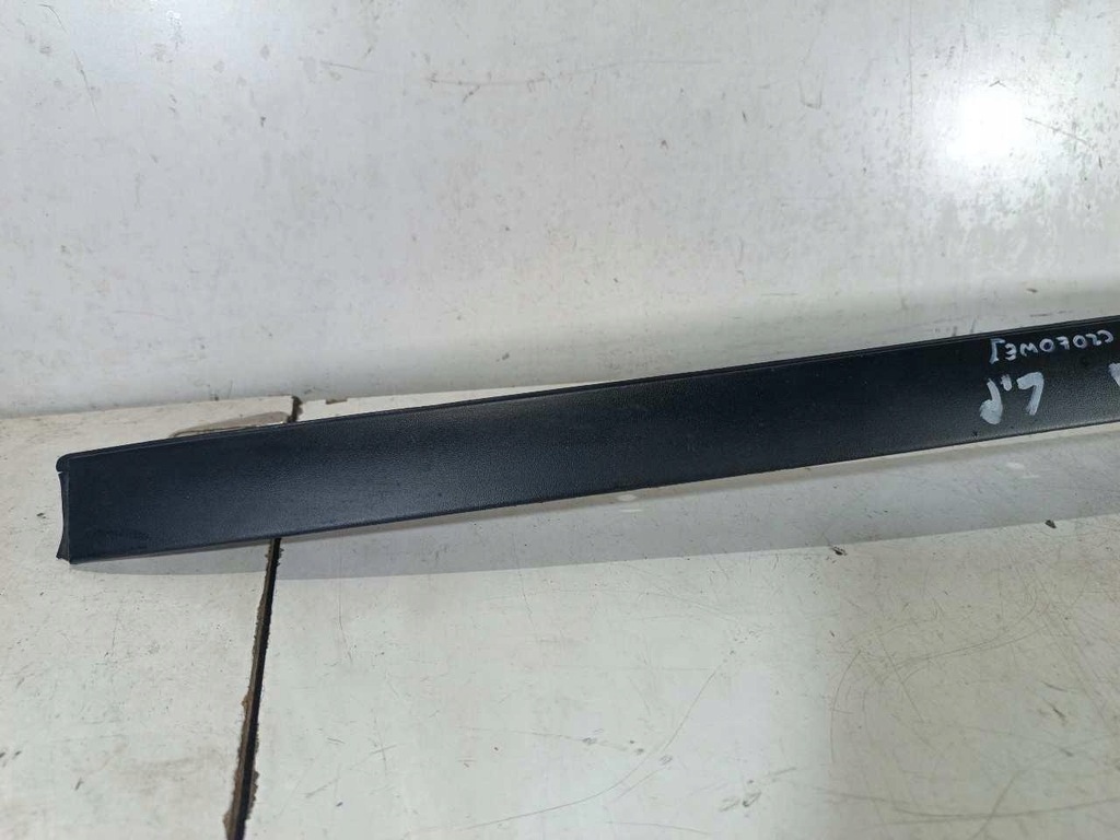 фото №5, Молдинг стекло лобовое левая seat altea 5p0854319d