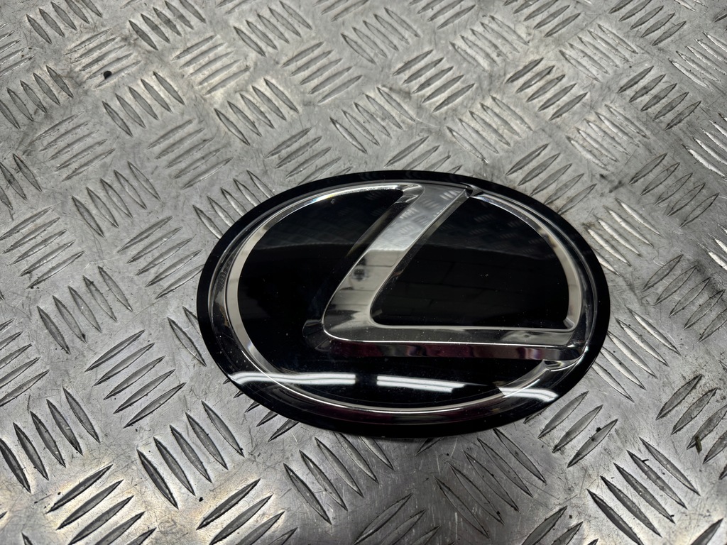 фото №1, Lexus rcf rc-f эмблема logo бампера перед gs f gx ls 460l rc 200t 300 350