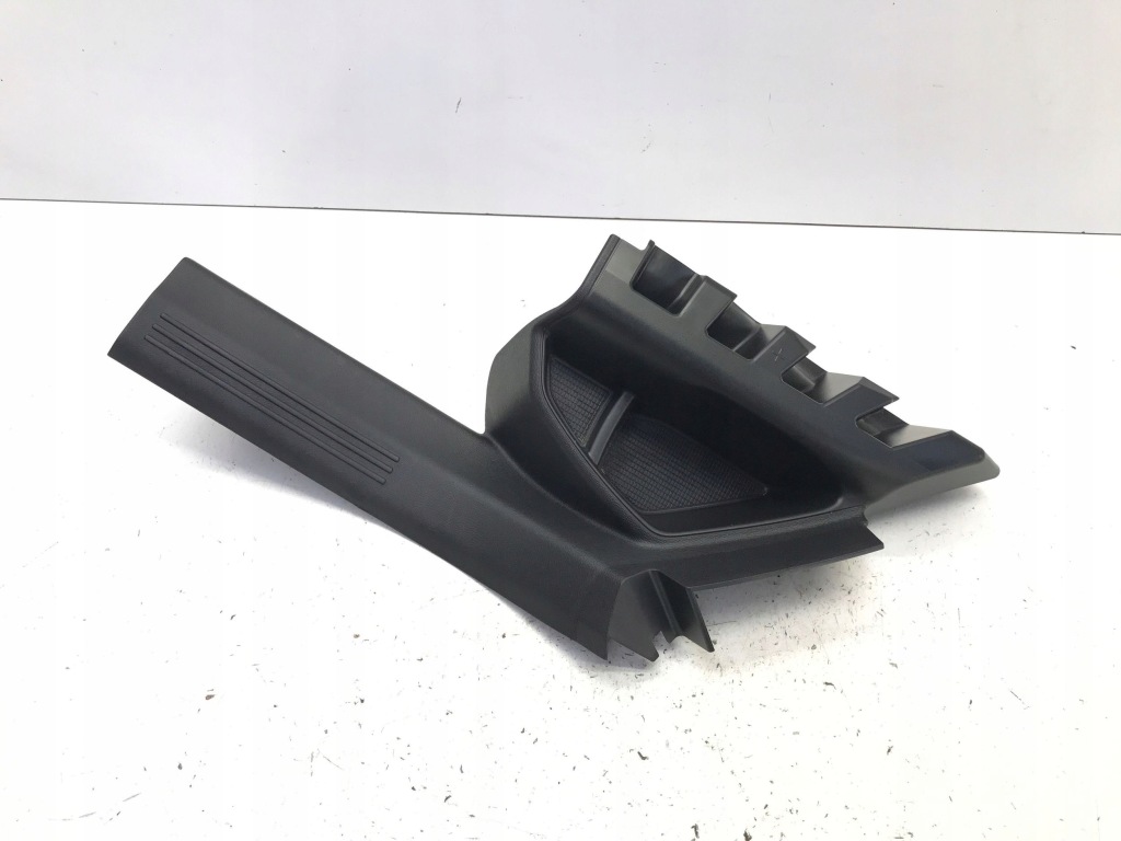 Купить Volvo xc40 recharge 2023 защита молдинг обшивка порог левый задний  32216842