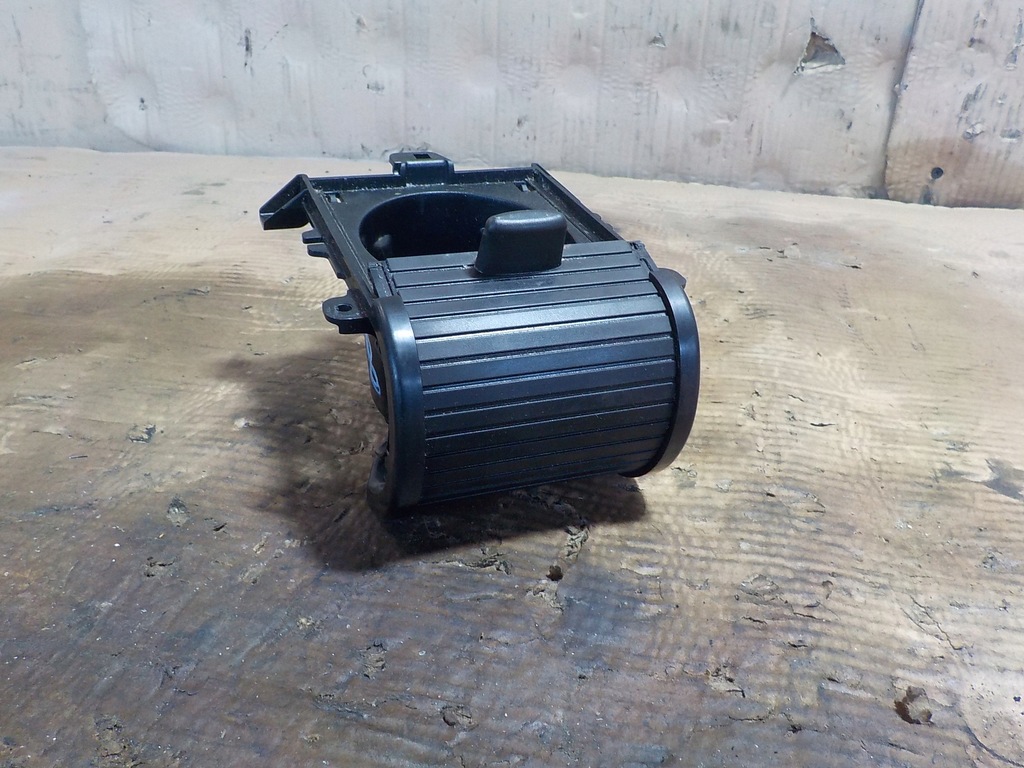 фото №5, Avensis iii бардачок подлокотник туннель