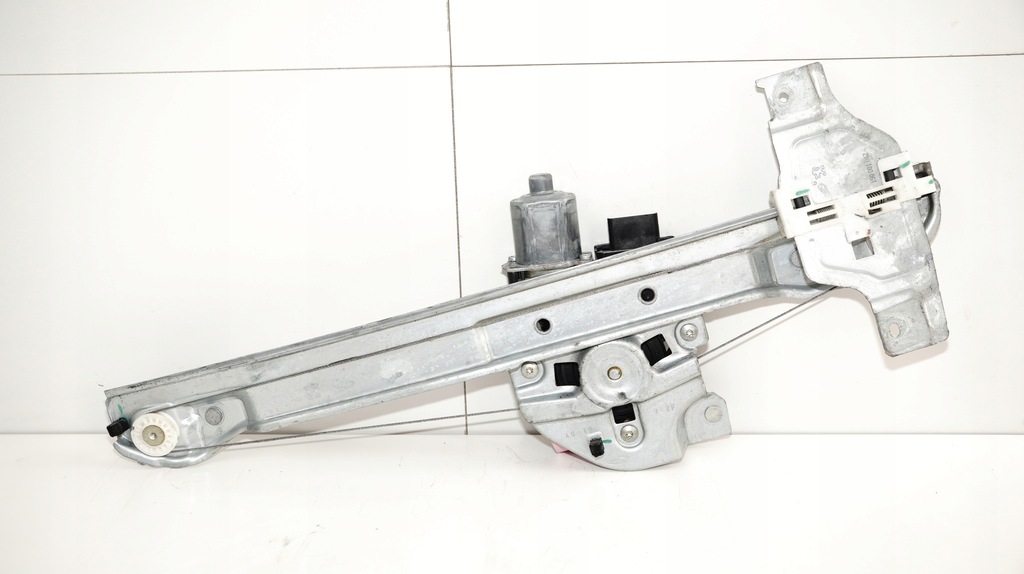 фото №6, Механизм стекло левый перед peugeot 2008 13-19r