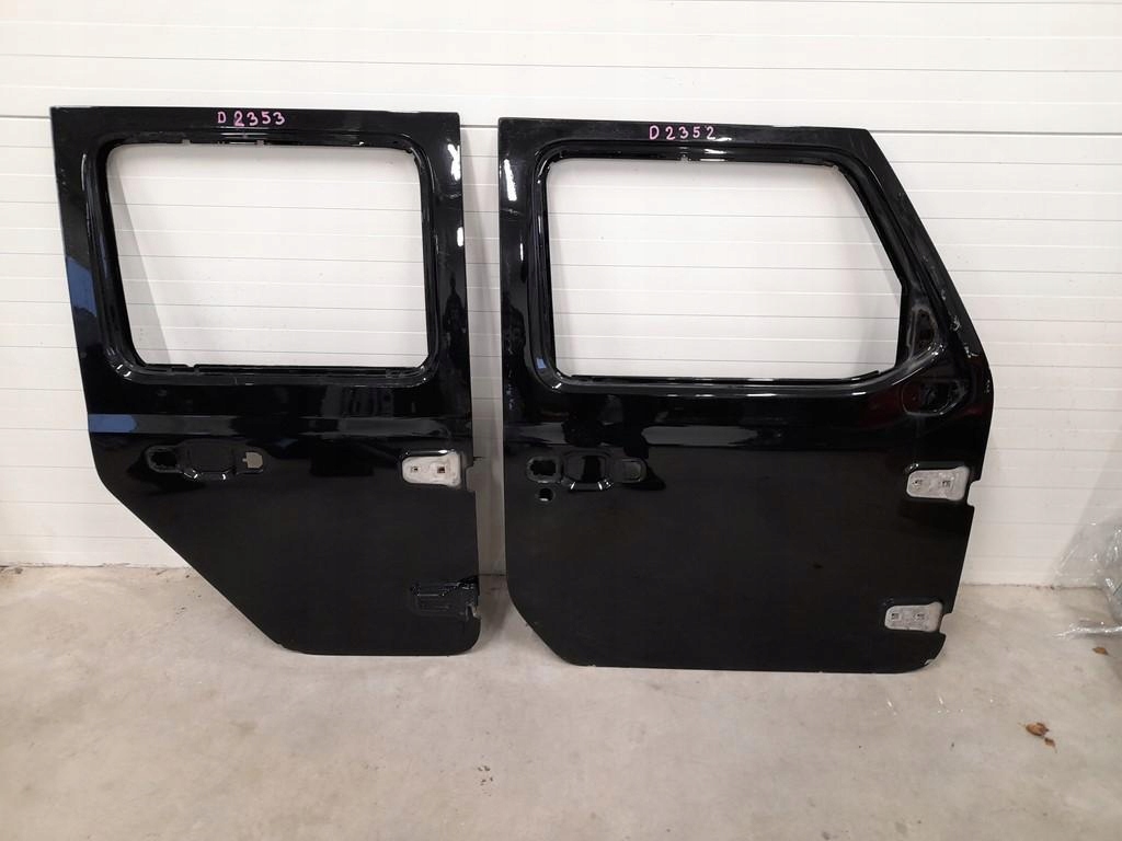 фото №1, Дверь правое задние jeep wrangler jl 2018 r.