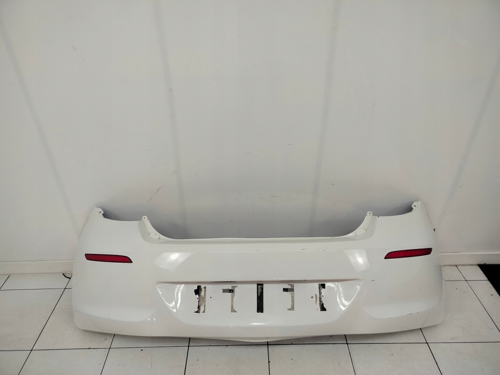 фото №1, Hyundai i20 i lift 12r- бампер задняя задний phw