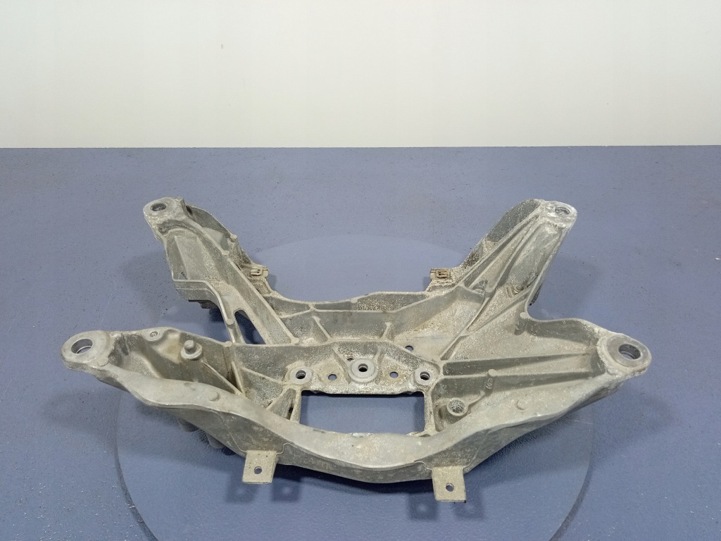 фото №8, Audi q8 rsq8 4m8 4.0 tfsi кронштейн опора коробки 4m0399262c