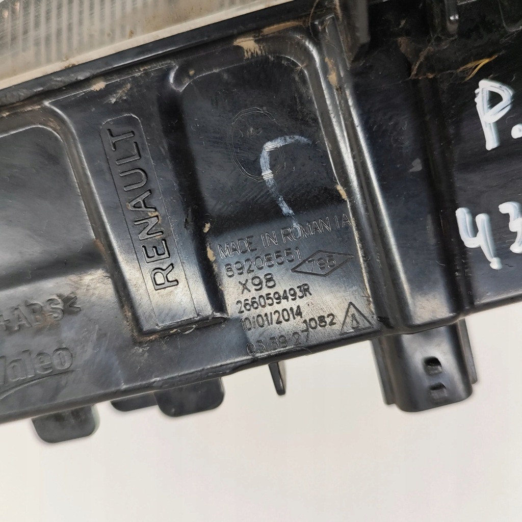 Renault captur 2014 перед сторона ліва фара led до рух dziennej Зі Шроту