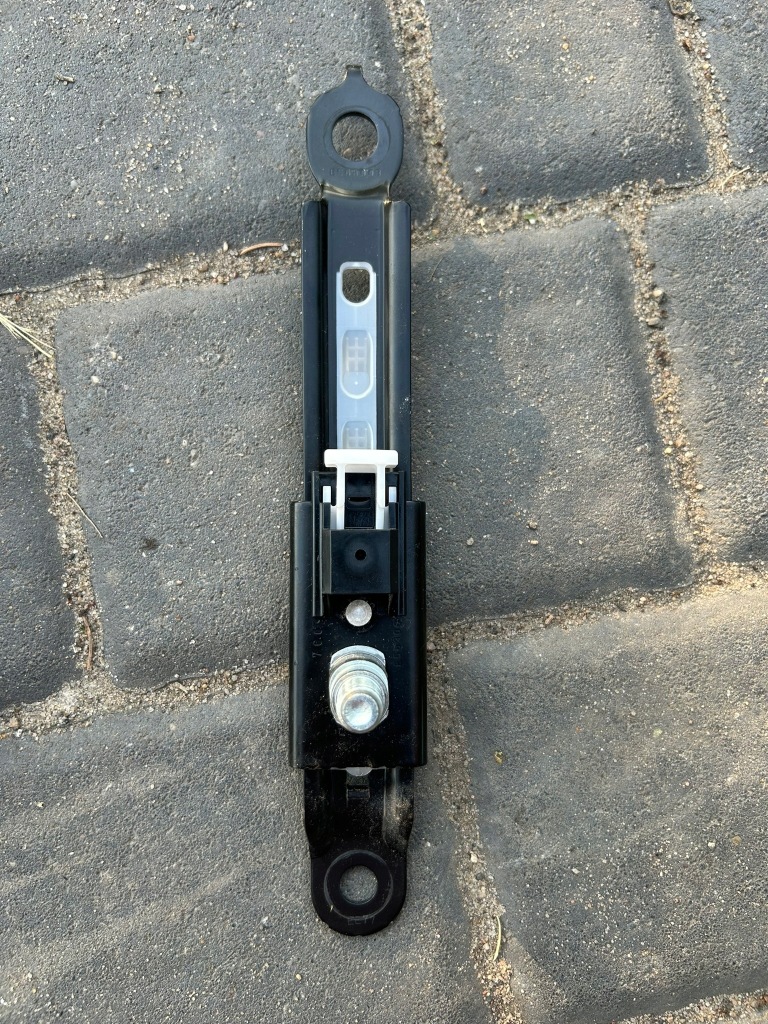 Купити Toyota rav 4 iii повзунок регулювання поперечина перед