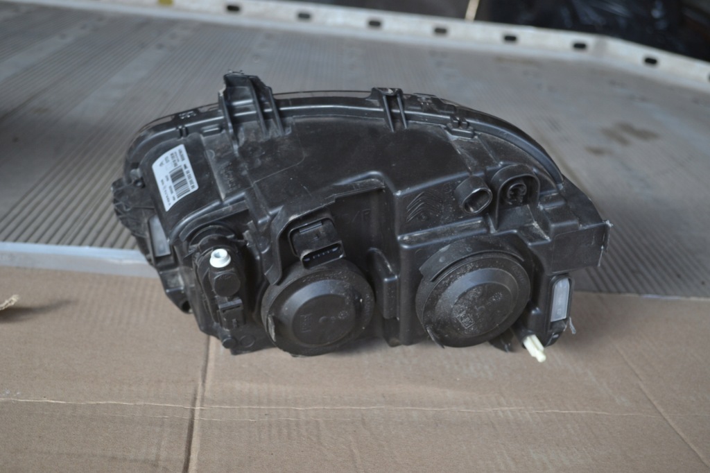 фото №4, Лампа фара правый перед передний citroen c3 iii