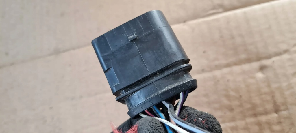 фото №6, A4 b9 8w штекер колодка соединитель 3c0973837 a5 8w q5 vw audi