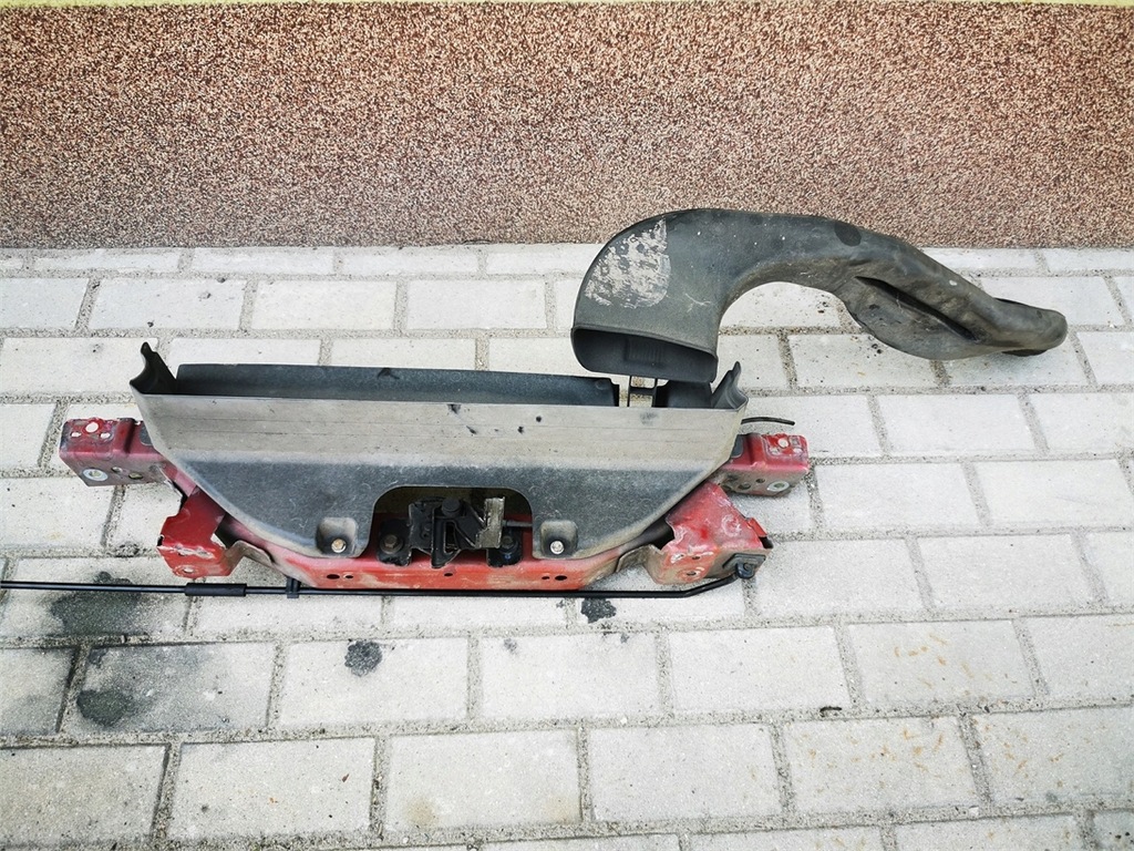 фото №1, Chevrolet orlando pas передний усилитель замок