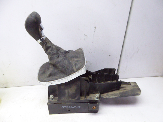 фото №1, Insignia a 08-13 домкрат перемикання передач ручка