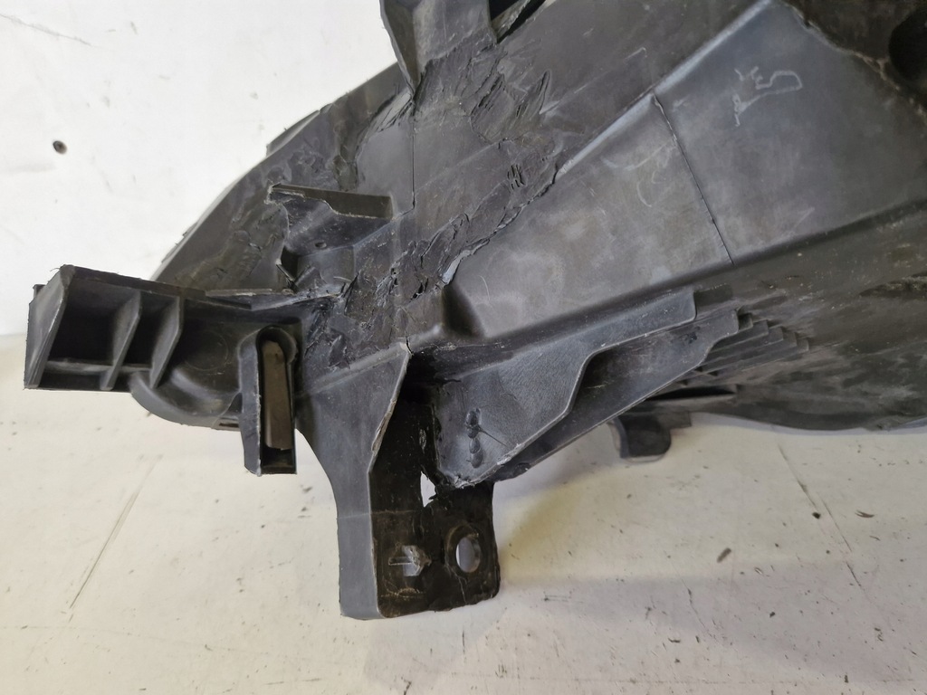 фото №14, Лампа правый перед citroen berlingo ii 14r 1.6 b