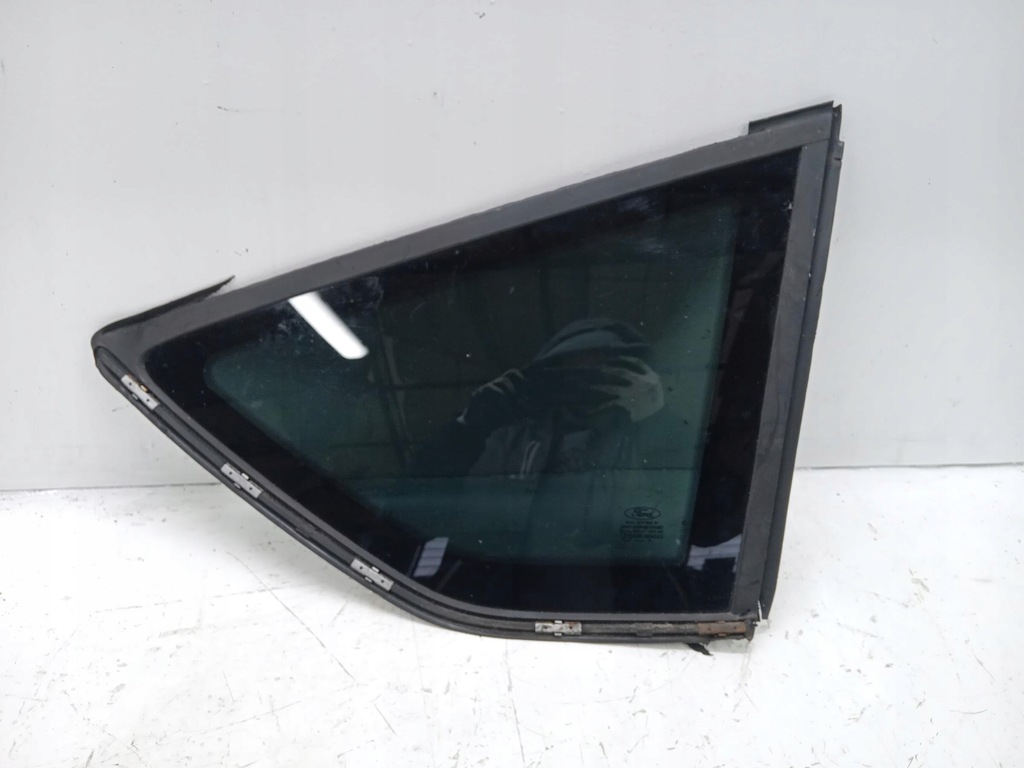 фото №1, Стекло задняя правая ford kuga mk1 09r niebieska