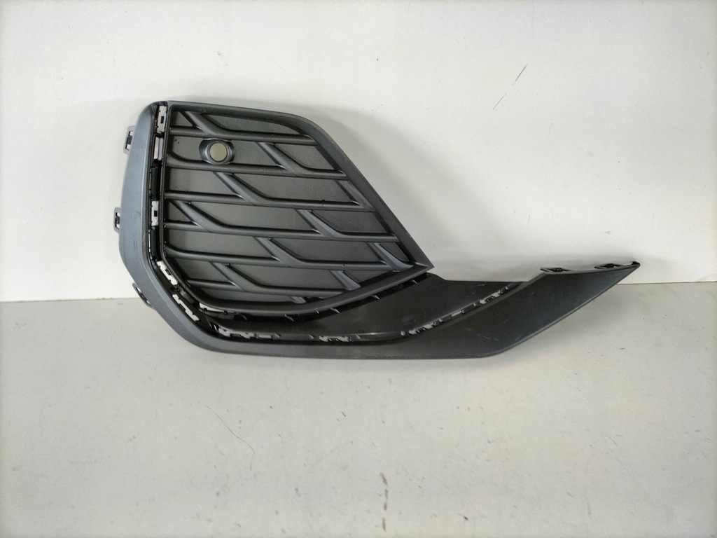 фото №1, Решітка радіатора решітка права audi a3 8y lift 22- s-line