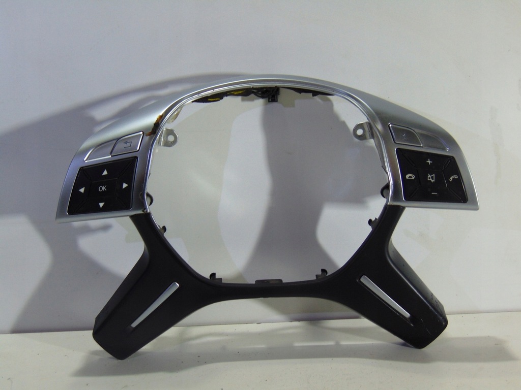 фото №1, Накладка мультифункция руля mercedes ml w166