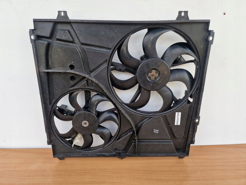 фото №1, Kia sorento 2.4b вентиляторы радиатора комплект оригинальный номер