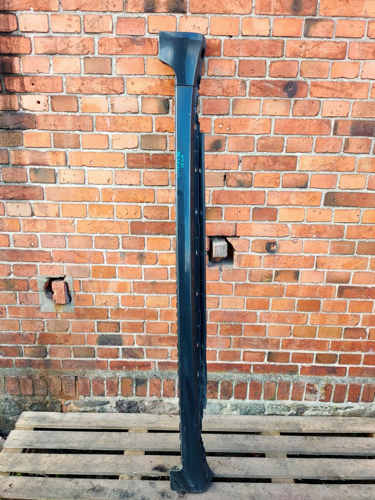 фото №1, Молдинг порог левая a4 b6 b7 lz9w