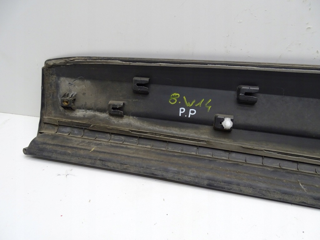 фото №7, Молдинг дверь правая правый перед передняя vw tiguan 5n 09r 5n0854940a