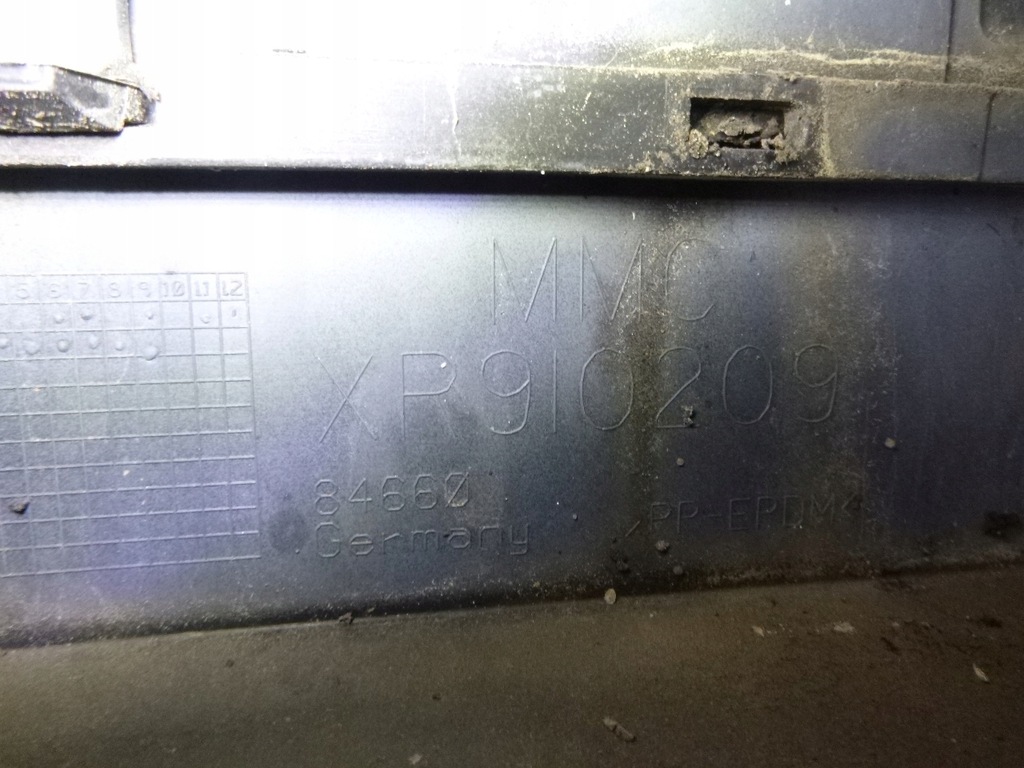 фото №10, Бампер передній mitsubishi carisma lift g19 2001r.