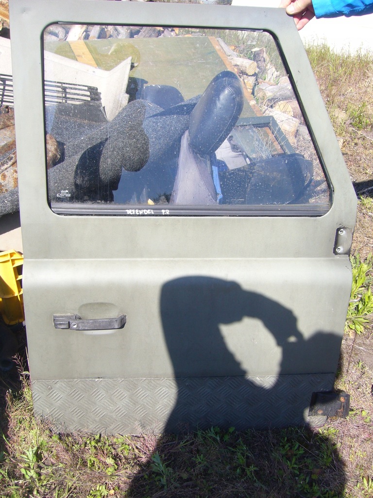 фото №1, Land rover defender - стекло дверь правый перед