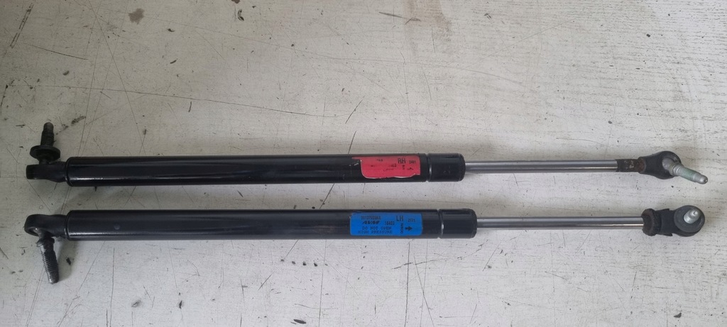 фото №1, Амортизаторы задний крышки jeep grand cherokee wj