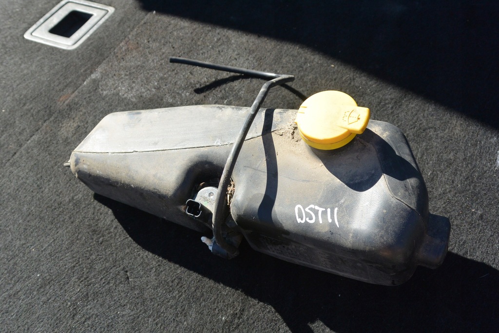 фото №1, Бачок помпа омывателя dacia sandero ii duster ii 17-