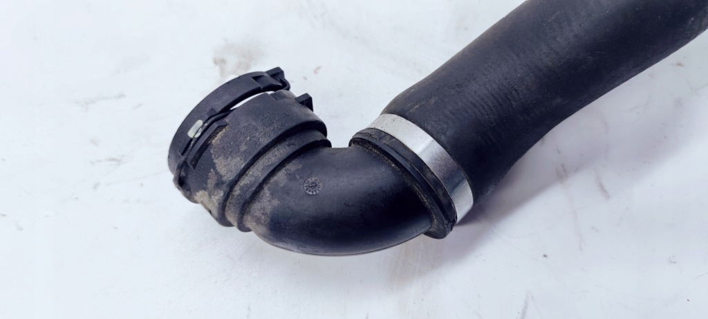 Пабтрубок  шланг воды audi a6 c7 a7 3.0 tdi 4g0122101b в Украине