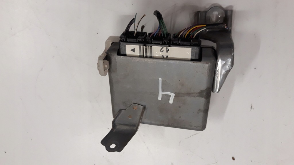 фото №1, Модуль avs 89243-30120 lexus gs 350h 04-11