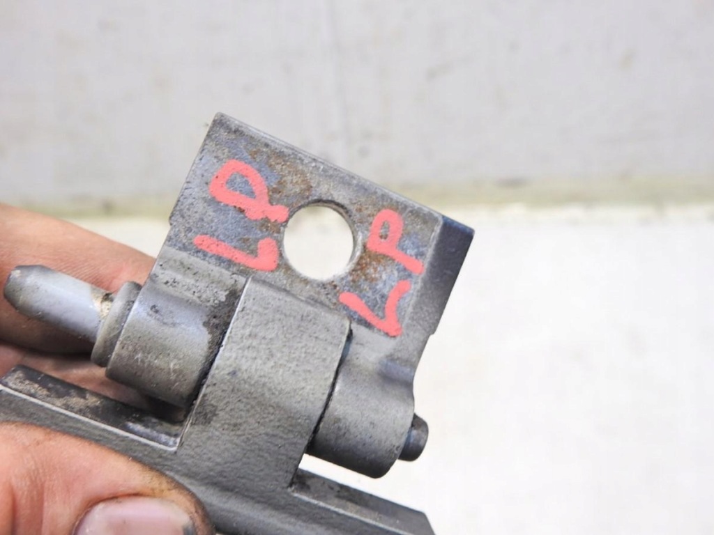 фото №3, Петля петлі двері лівий перед 455-16 volvo xc90 i