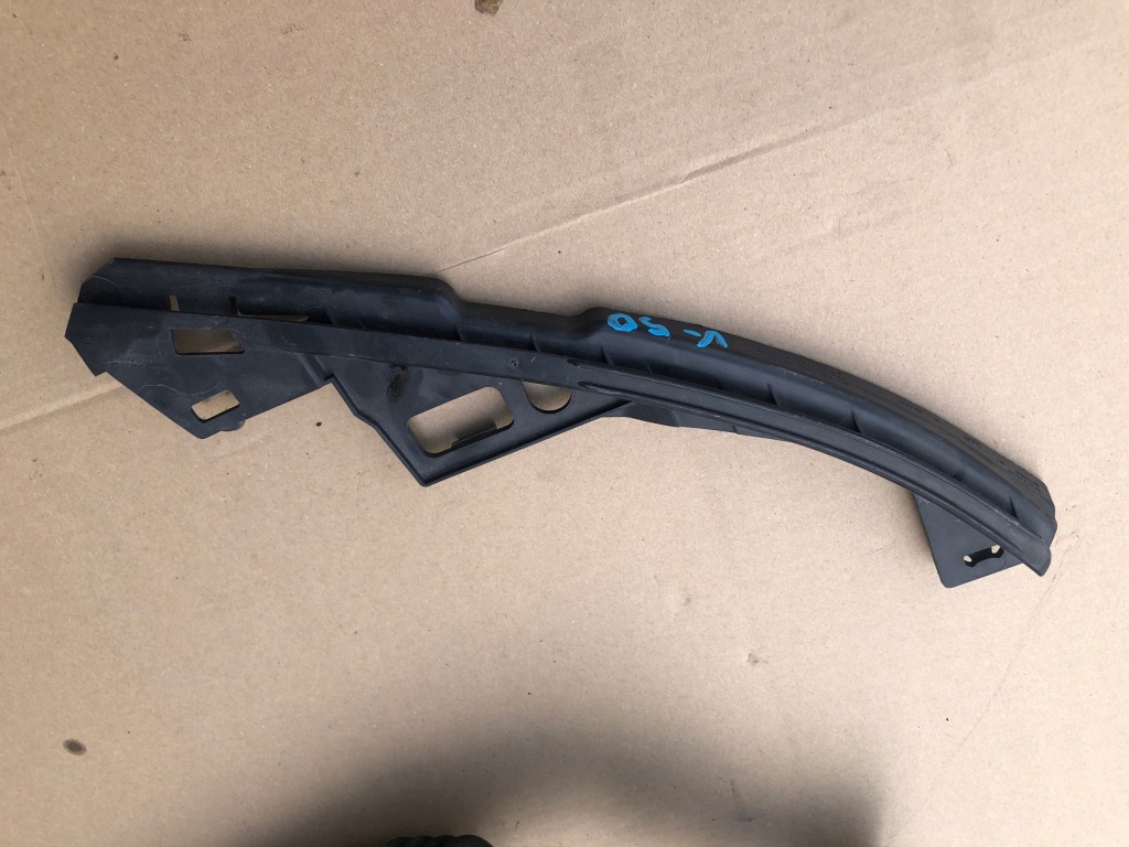 фото №1, Правый направляющая лампы volvo s40 ii v50 2007-2012 lift 30744957