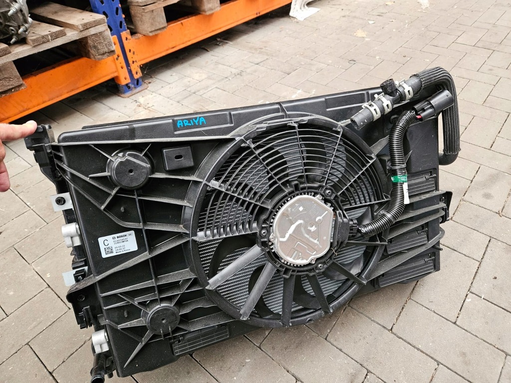 фото №1, Nissan ariya радіатор комплект вентилятор