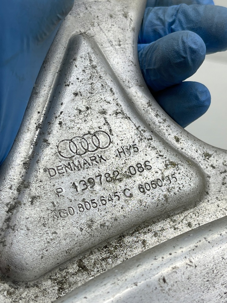 фото №13, Audi a7 a6 c7 розпірка кронштейн поперечний чашка