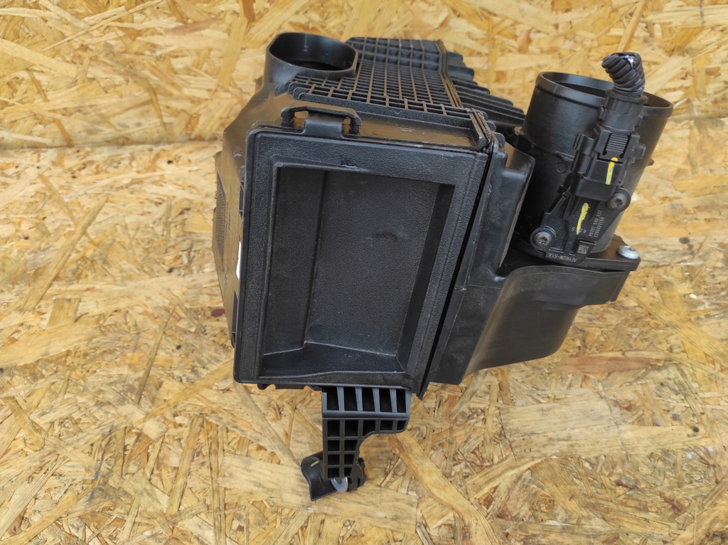 фото №1, Корпус фільтра повітря renault express dacia dokker 1.5 dci 165009775r