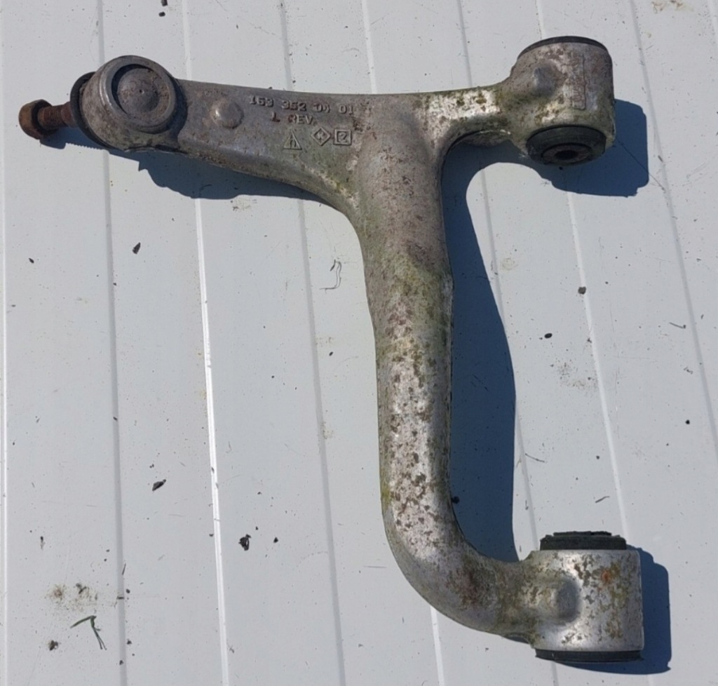 фото №1, Mercedes ml w163 рычаг задний левый задняя 1633520401