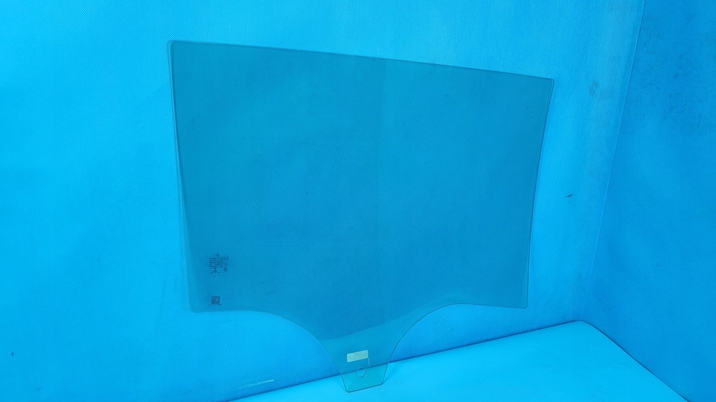 фото №10, Mercedes w206 c200 22r стекло дверь левый задняя a2067352100