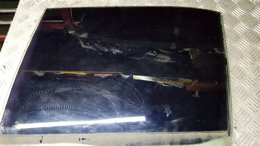 фото №9, Bmw e38 7 скло двері бокових ліва задня