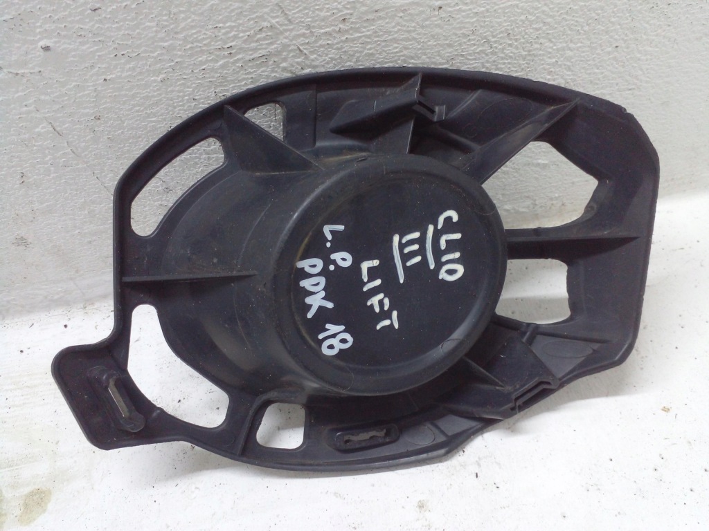 фото №2, Решётка бампера левый перед renault clio iii lift