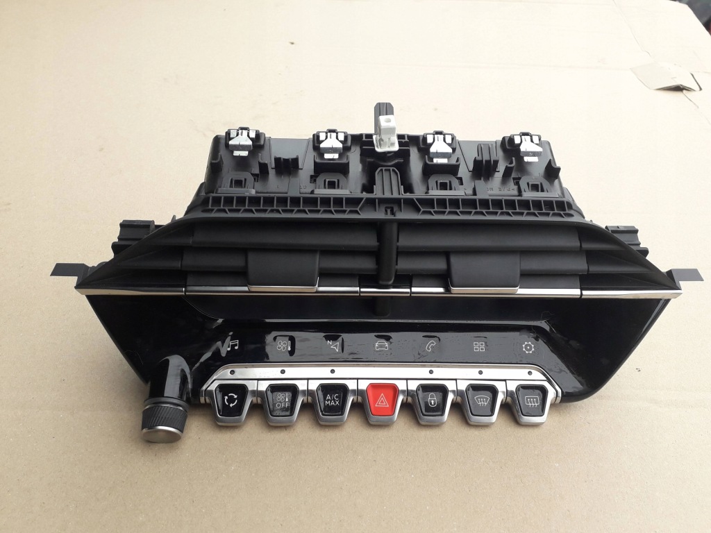 фото №1, Панель средний переключатели peugeot 2008 ii 19-