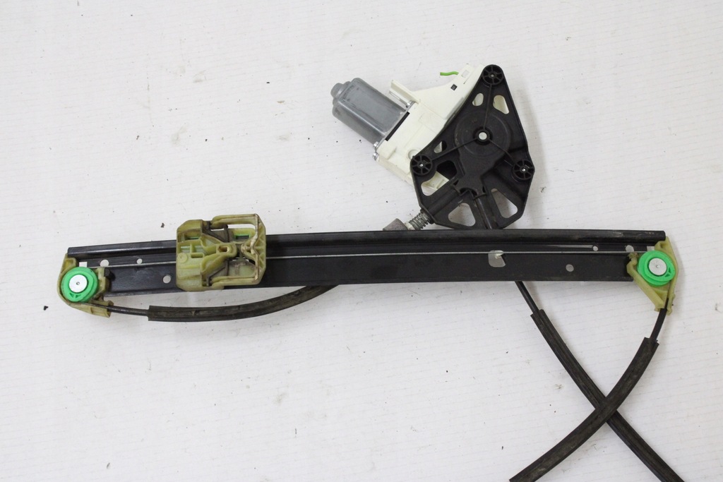 фото №5, Audi q3 8u 2011r- подъемник стекло левый перед