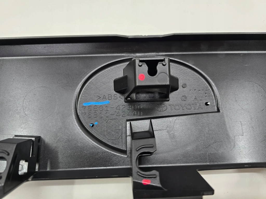 фото №9, Накладка накладка кришки toyota bz4x 23- задня