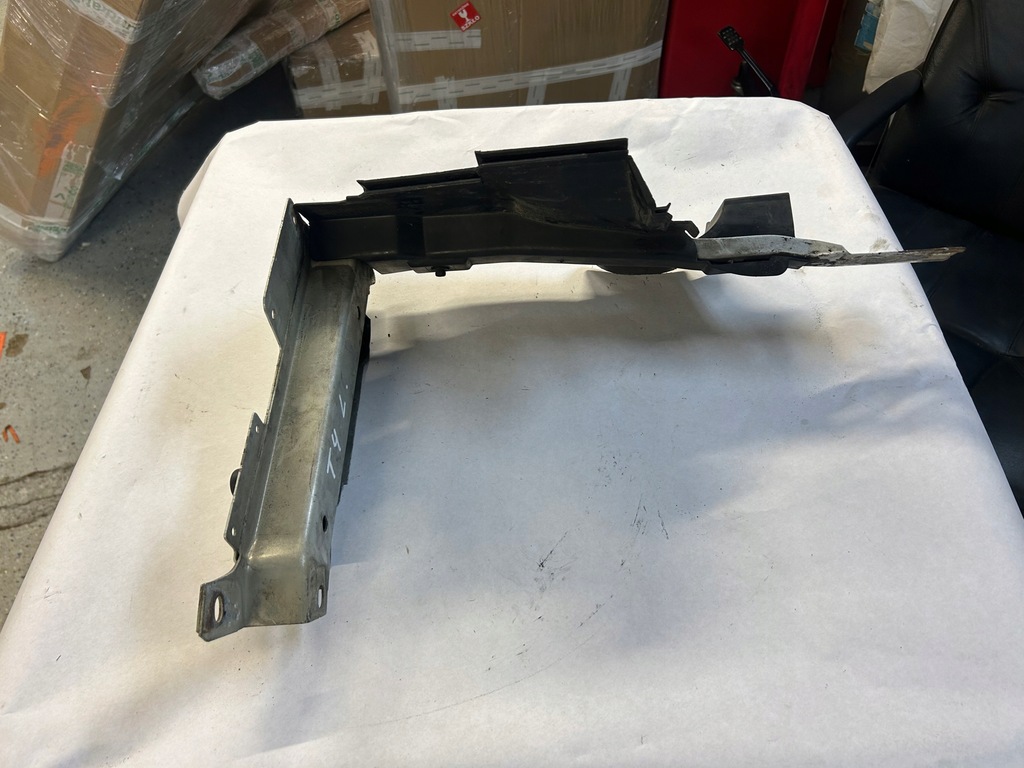 фото №1, Volkswagen t4 lift панель фары левый перед 7d0915445