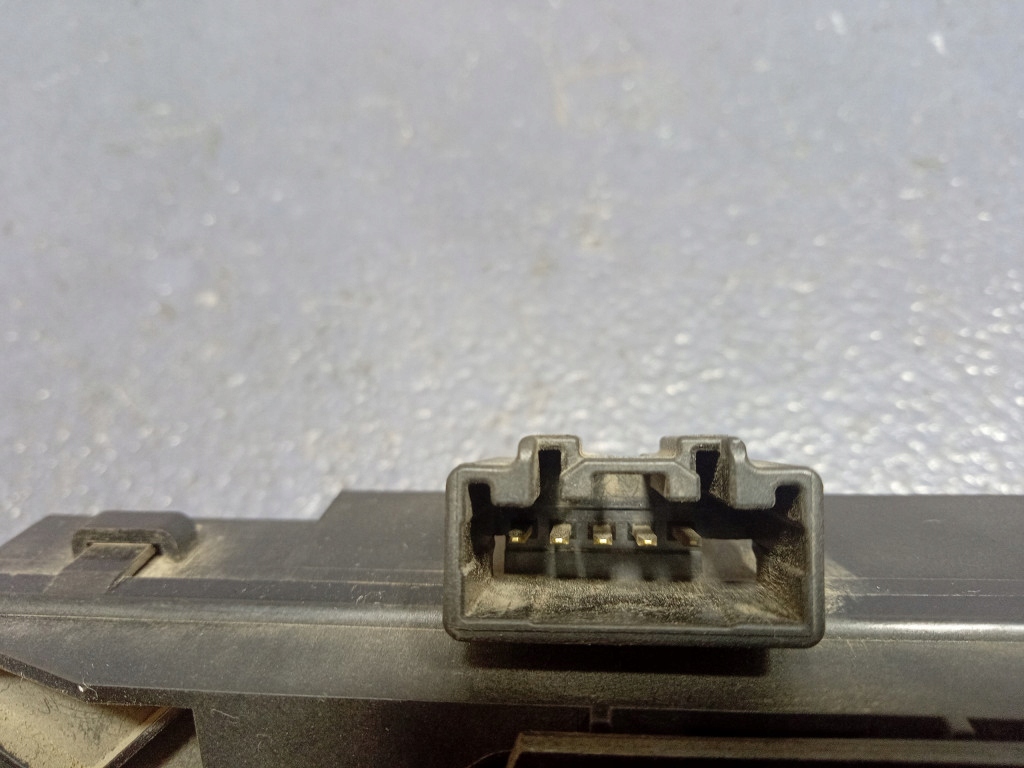 фото №5, Volvo v50 s40 ii замок кришки багажника 5 pin 4n51-a442a66-ak