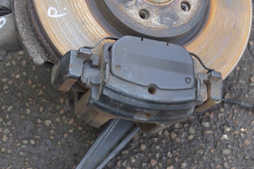 фото №4, Поворотний кулак амортизаторна стійка правий перед bmw x5 e70 3.0d