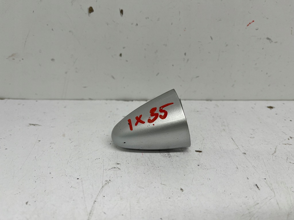 фото №1, Hyundai ix35 заглушка ручка левый перед rah 2009-