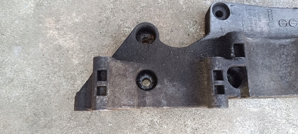 Кронштейн генератора vw audi skoda seat r045903143c Цена