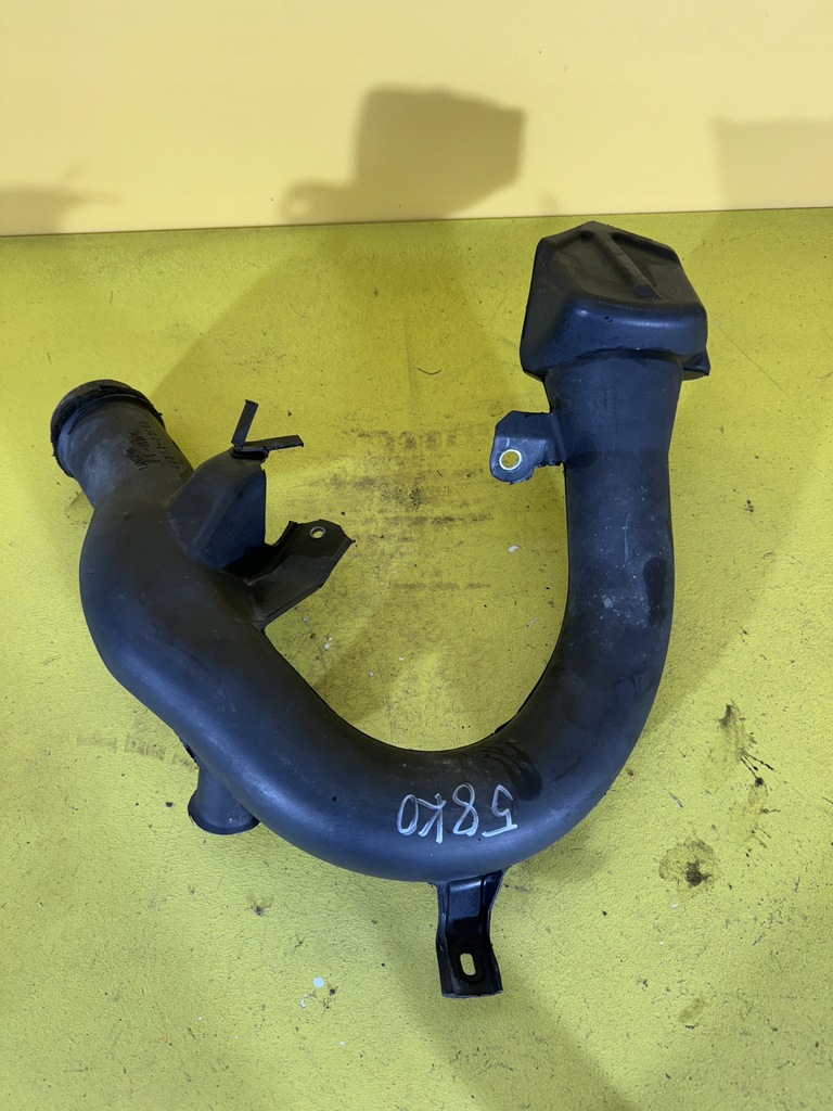 фото №2, Toyota rav iv - труба повітрозабірник повітря