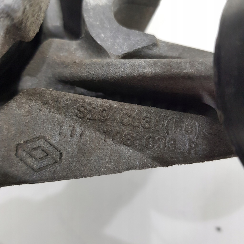 Кронштейн генератора renault nissan 0.9 tce 117108063r в Україні