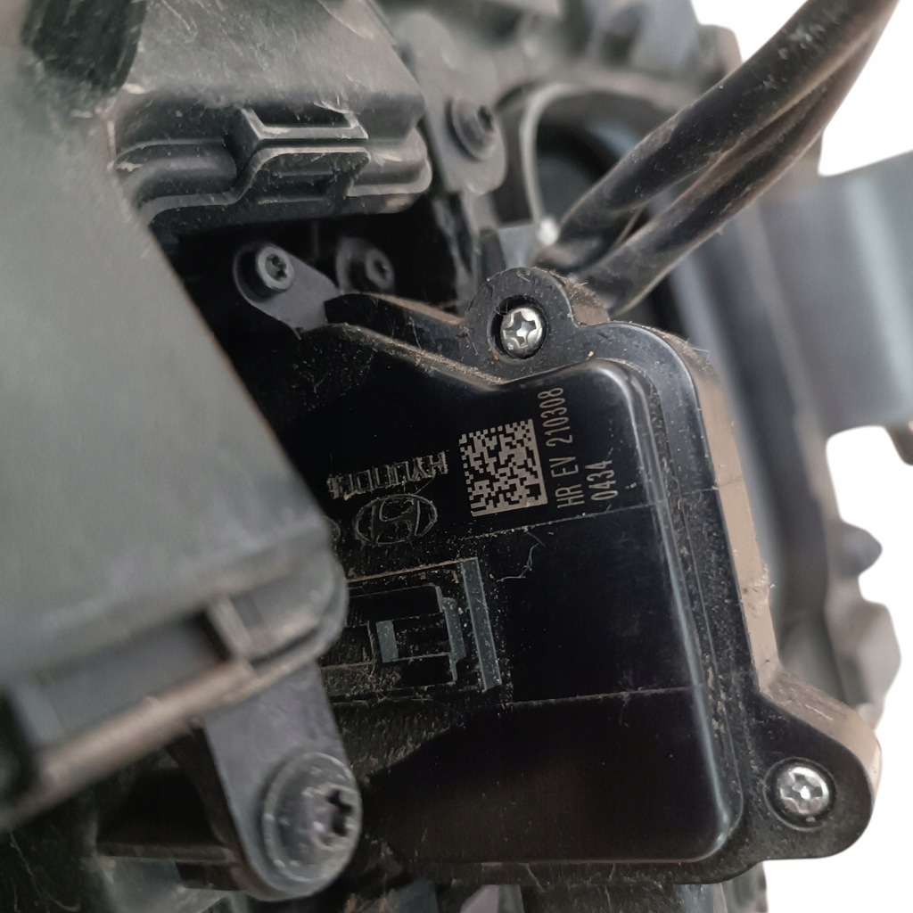 фото №12, Кришка заряджання hyundai kona electric lift 86340-k4aa0