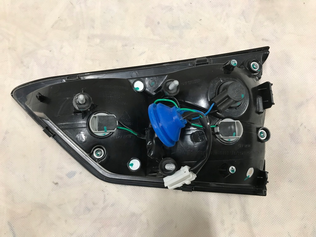 фото №4, Mg zs 19- лампа задняя левая внутренняя europa!