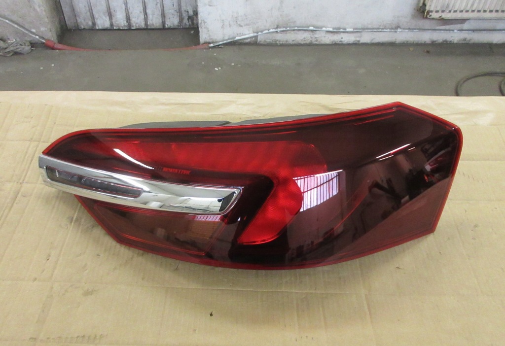 Купити Фара правий задній задня led opel insignia a рестайлінг  універсал 22756316