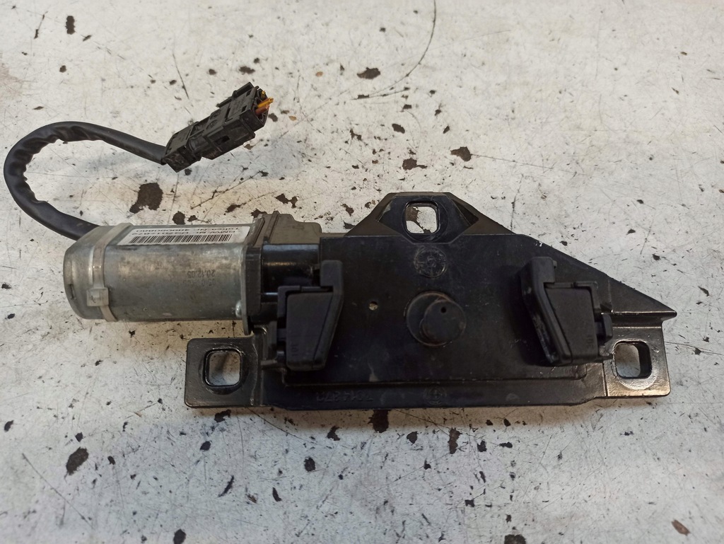 фото №9, Bmw 7 e65 замок доводчик крышки багажника 7014872